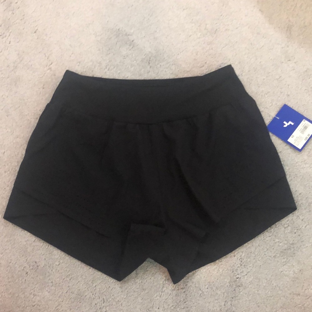 Black athletic shorts size XS
